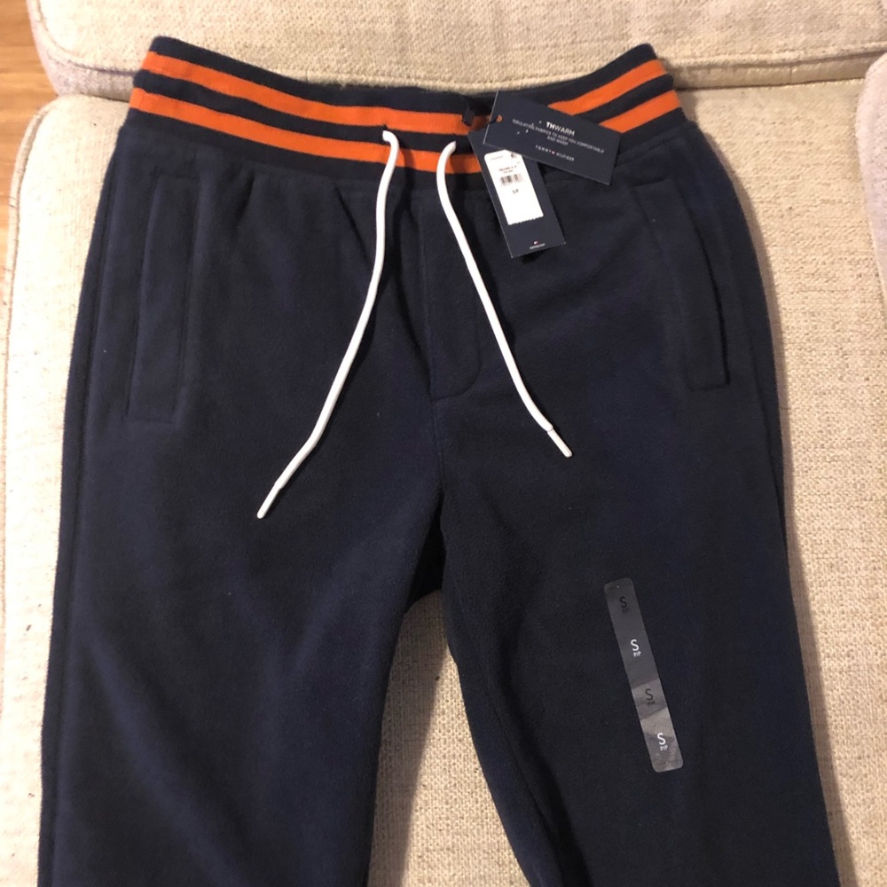 New With Tags Tommy Jeans Men’s Logo Fleece Classic Jogger Sweatpants Size Small